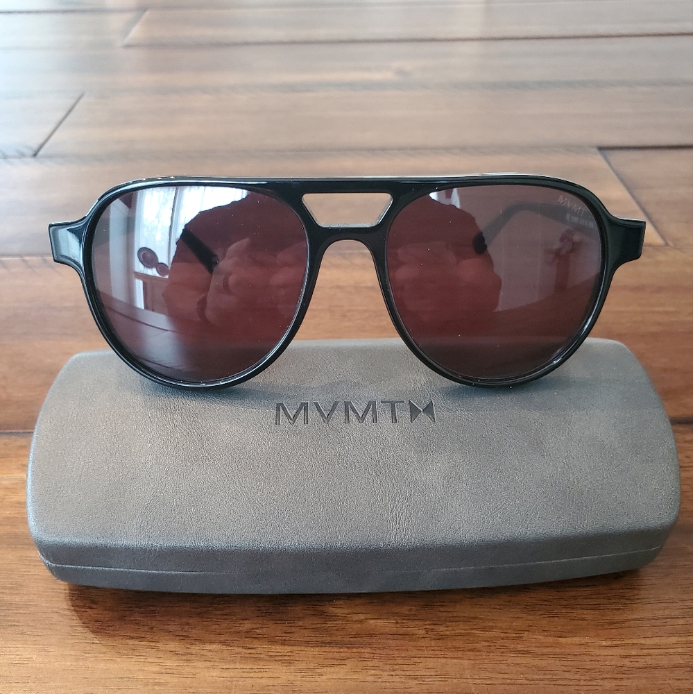 MVMT Ace Sunglasses 🕶
